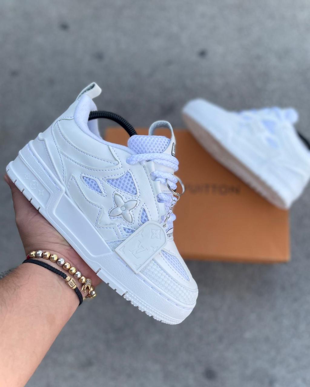 😱🏃‍♂️ ULTIMOS PARES - TENIS DEPRTIVOS LV UNISEX 🎎