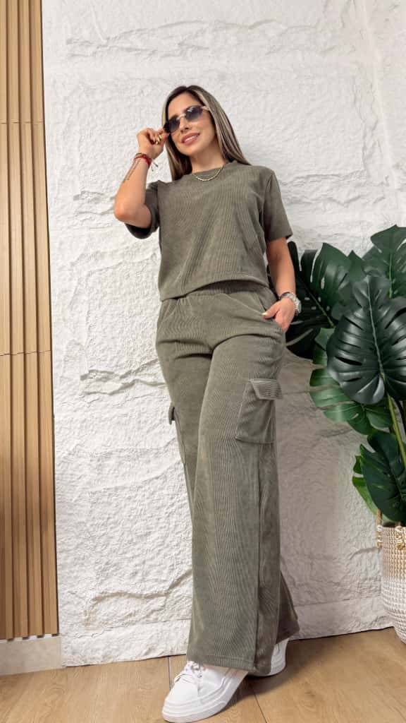 💃🏻CONJUNTO CARGO ANNY LASH 💃🏻